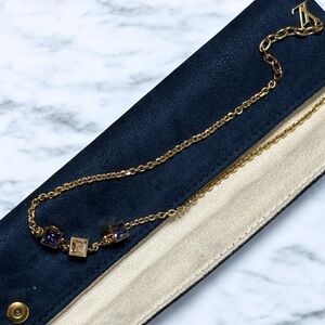 EUC LOUIS VUITTON Collier Gambling Necklace Pendant